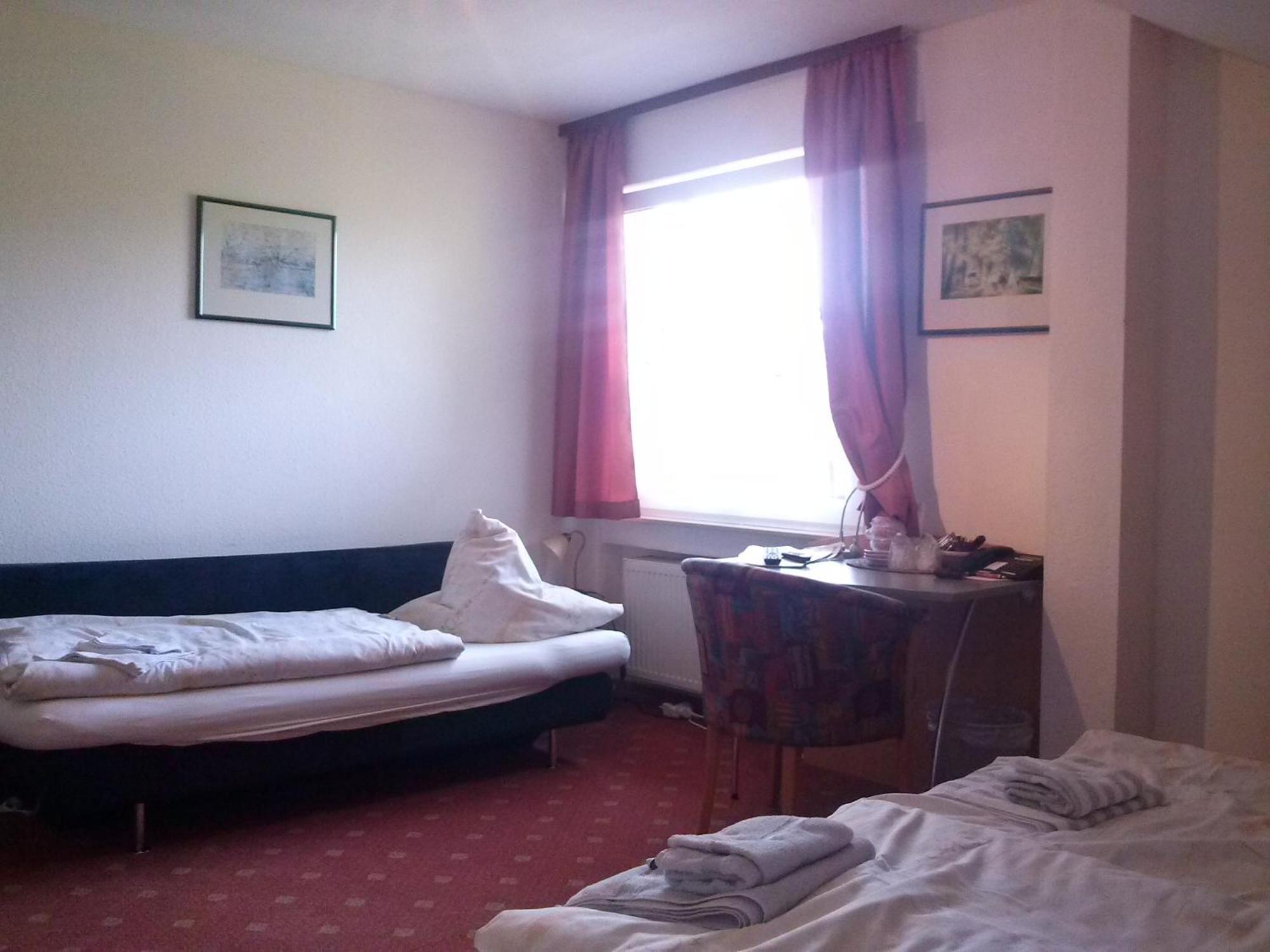 Hotel Garni Am Bowenberg Niederzissen Kamer foto