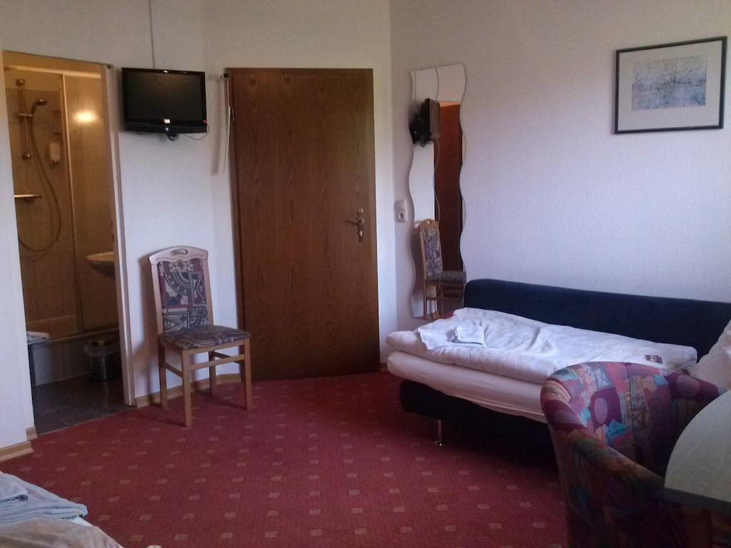 Hotel Garni Am Bowenberg Niederzissen Kamer foto